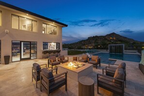 屋外プール、温水プール