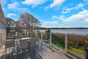 Outdoor dining - Spectacular waterfront views. (Yarmouth)