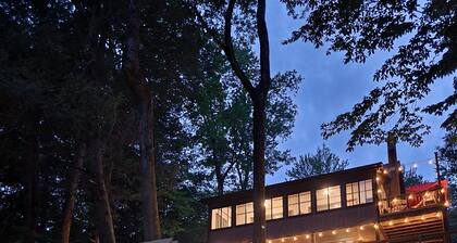 Lakefront Retreat with Private Dock