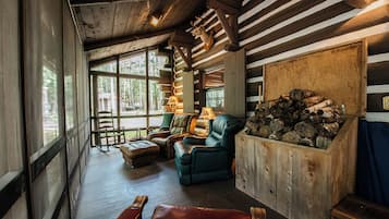 Perincian bahagian dalam