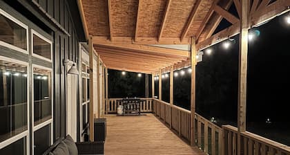 Possum Kingdom Lakefront Ranch - 5 Minutes from Rocker B