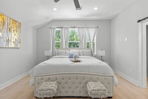 Deluxe-Haus | 3 Schlafzimmer, hochwertige Bettwaren, Daunenbettdecken