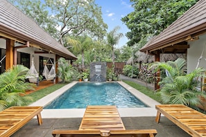 Outdoor pool - Villa Ave del Paraíso (Veintisiete de Abril)