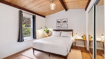 2 makuuhuonetta, Wi-Fi, vuodevaatteet