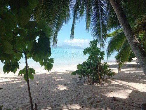 Iolana's beach house in Punaauia TAHITI
