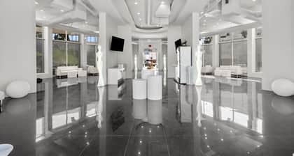 Unique Space for intimate events for up to 100 people.