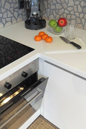 Private kitchen - Giada 30 One-Bedroom Apartment (4 Adults) (Luxembourg)