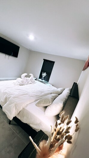 4 habitaciones, tabla de planchar con plancha y wifi gratis 