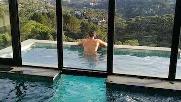 Indoor pool, outdoor pool