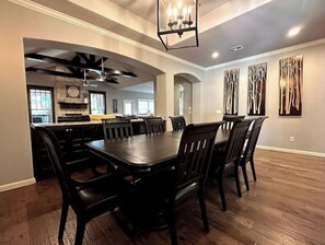Dining - E. Edmond executive and spacious family home with home office (Edmond)