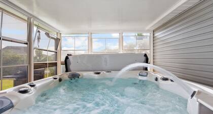 Greenway Getaway 3BR Cottage