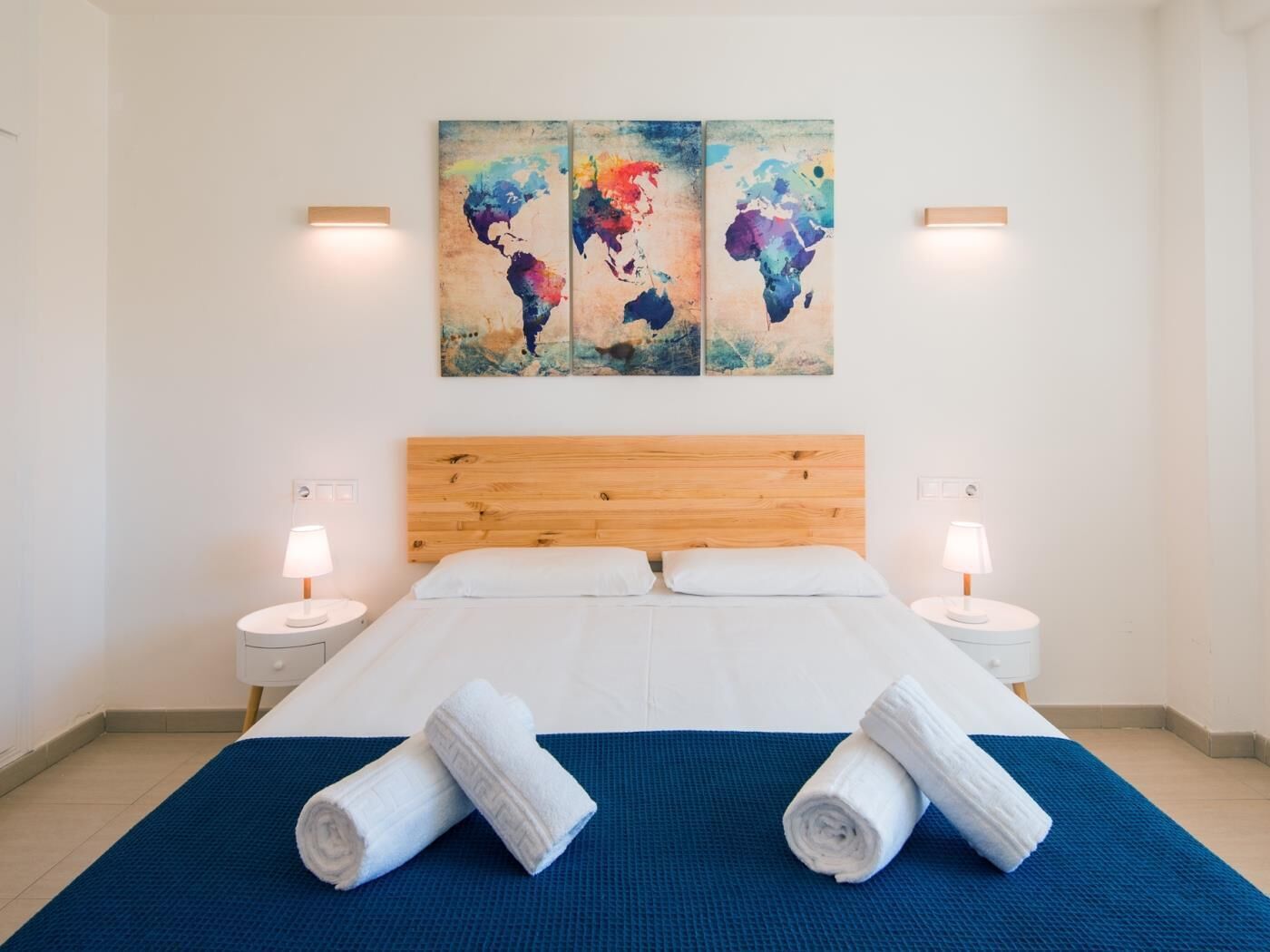 3 chambres, fer et planche à repasser, Wi-Fi, draps fournis