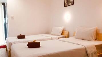 Standard Triple Room | Free WiFi, bed sheets
