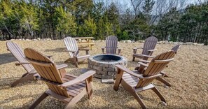 Property grounds - July 4 SALE! Lake, Pickleball, 2 Pools/HotTub/Firepit, Shuffleboard/Arcade (Hollister)
