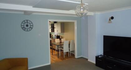 3 bed house Mkt Deeping - nr Peterborough Stamford