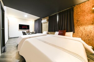 Family Twin Room (A Type) | Free WiFi