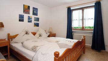 1 Schlafzimmer, BĂŒgeleisen/BĂŒgelbrett, kostenloses WLAN, BettwĂ€sche