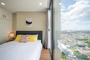 3 chambres, fer et planche à repasser, Wi-Fi, draps fournis