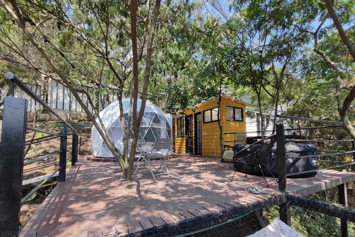 Deluxe Bungalow | 1 bedroom, bed sheets