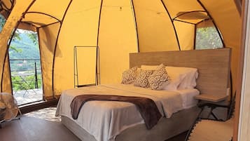 1 habitación y ropa de cama