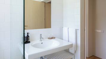 Doppelzimmer | Badezimmer