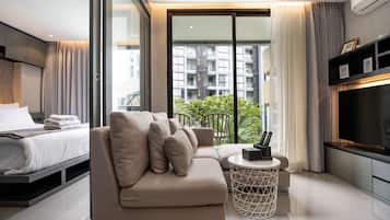 舒适公寓式客房 | 1 多间卧室、办公桌、床单