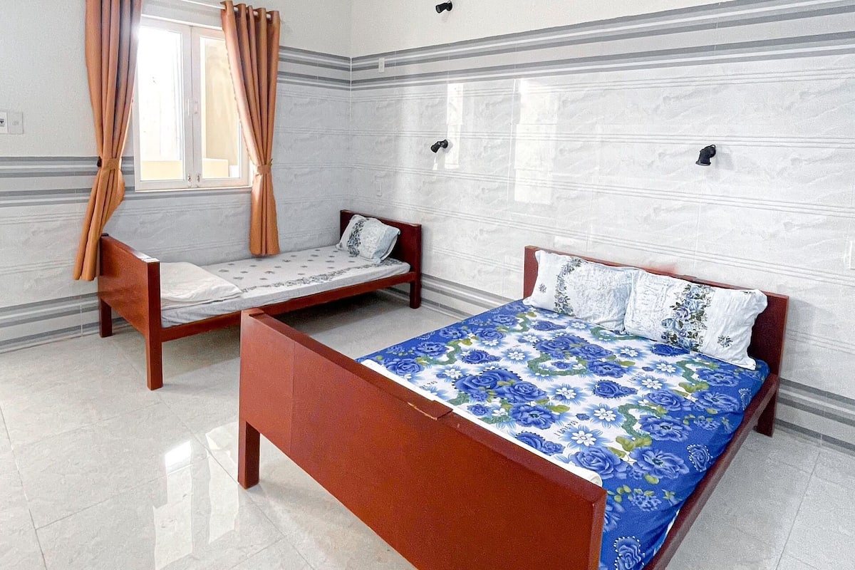 Basic Triple Room | WiFi (free)