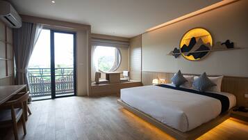 Superior Double Room, Lake View | Individually decorated, desk, laptop workspace, free WiFi