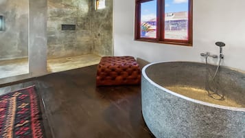 Apartment | Bathroom