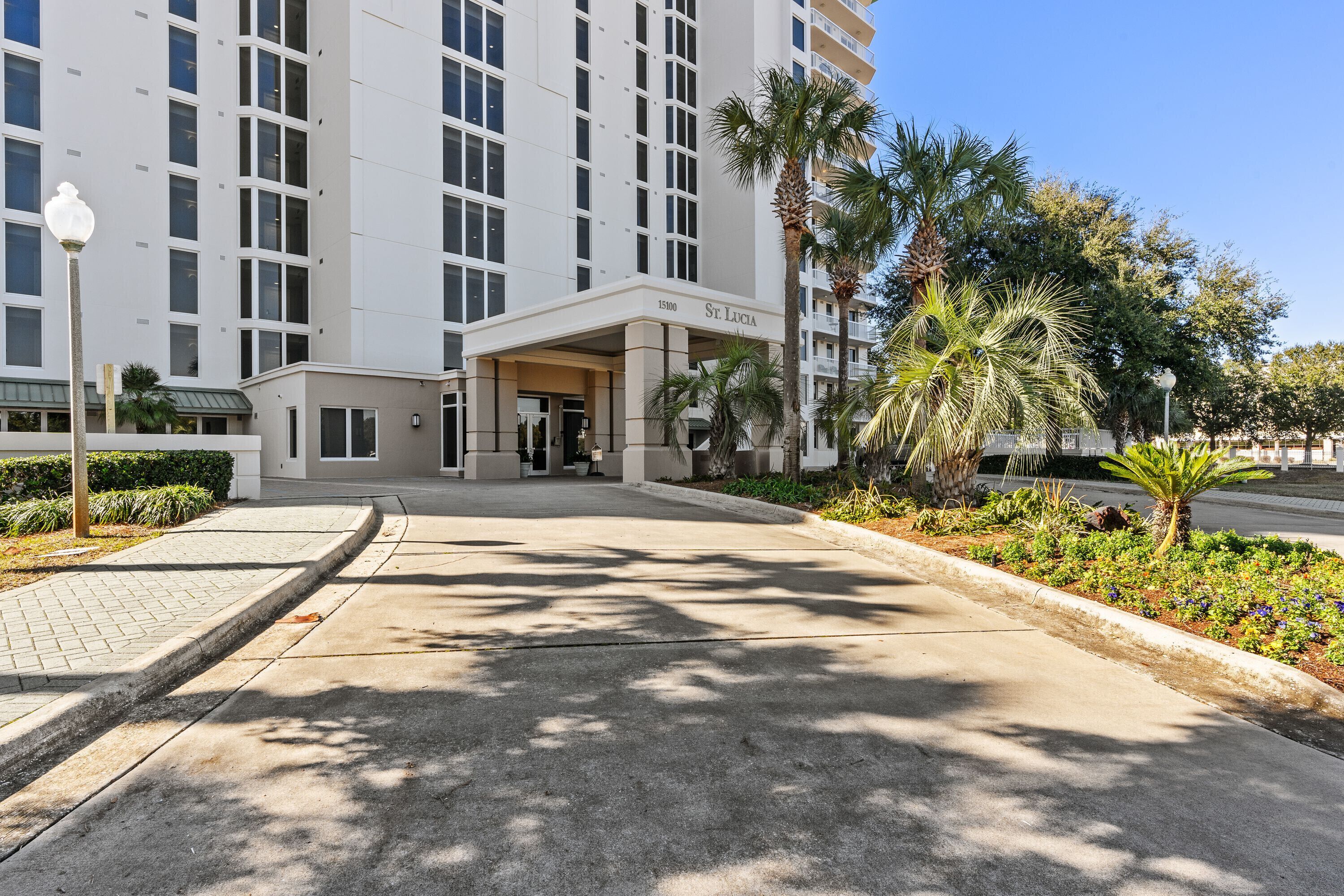 St Lucia Penthouse 2 Heart of Destin, Gulf Views!
