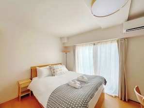 Chambre Double Affaires | Bureau, Wi-Fi gratuit, draps fournis