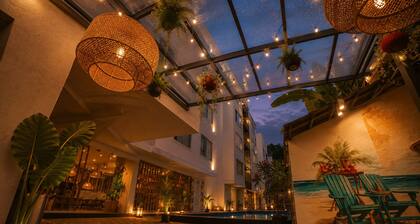 HUE GUH The Porto Candolim