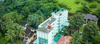 HUE GUH The Porto Candolim