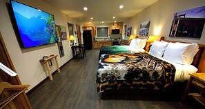 1 bedroom, in-room safe, iron/ironing board, free WiFi