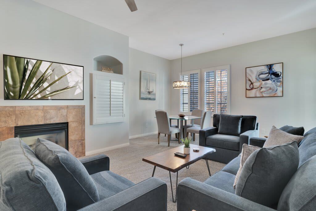 TV, fireplace, offices