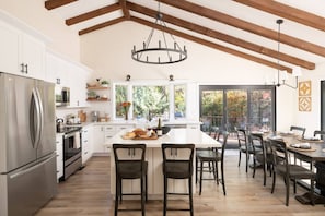 Fridge, microwave, oven, stovetop - Broken Arrow Oasis w/ Heated Pool, Hot Tub, Firepit, Steps to Trails, & Stunning Views (Sedona)