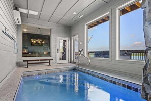 Piscine couverte