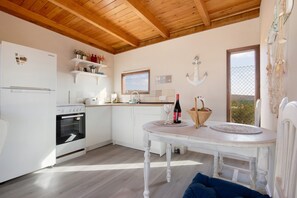 Refrigerador, horno, placa de cocina, lavavajillas