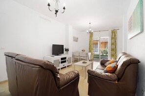 TV, stereo - Holiday Apartment "Altamar" with Shared Pool, Private Terrace & Wi-Fi (Urb. Novo Santi Petri)