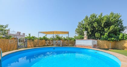 Rural Vacation Home "Los Miradores" with Private Pool, 2 Private Terraces & Wi-Fi