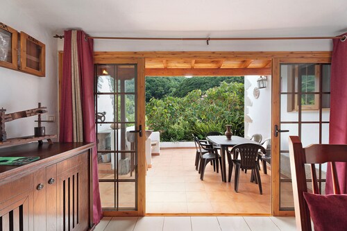 Holiday Home 'Casa Rural Medina 1' with Mountain Views & Air Conditioning - SilboHoliday