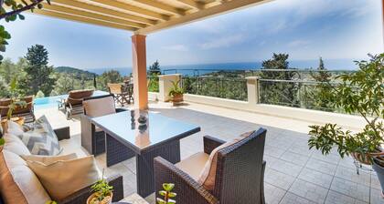 Villa 'Belvedere Rosa' with Sea View, Pool, Terrace & Wi-Fi