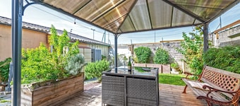 Appartement 'Domaine De Pharaon' avec terrasse partagée, Wi-Fi et climatisation