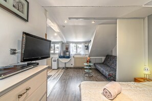 1 makuuhuone, silitysrauta/-lauta, ilmainen Wi-Fi, vuodevaatteet