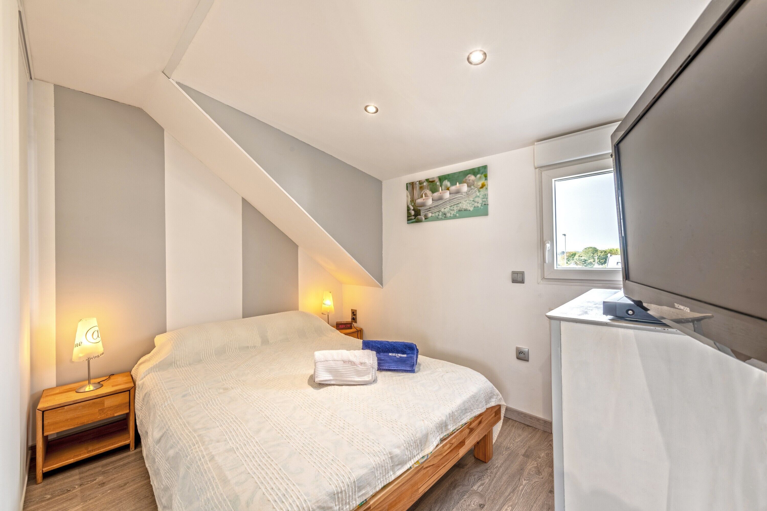 1 bedroom, iron/ironing board, free WiFi, bed sheets