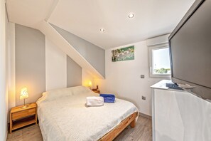 1 sovrum, strykjärn/strykbräda, gratis wi-fi och sängkläder