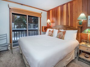 4 bedrooms, WiFi, bed sheets