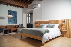 Coffres-forts dans les chambres, Wi-Fi gratuit, draps fournis