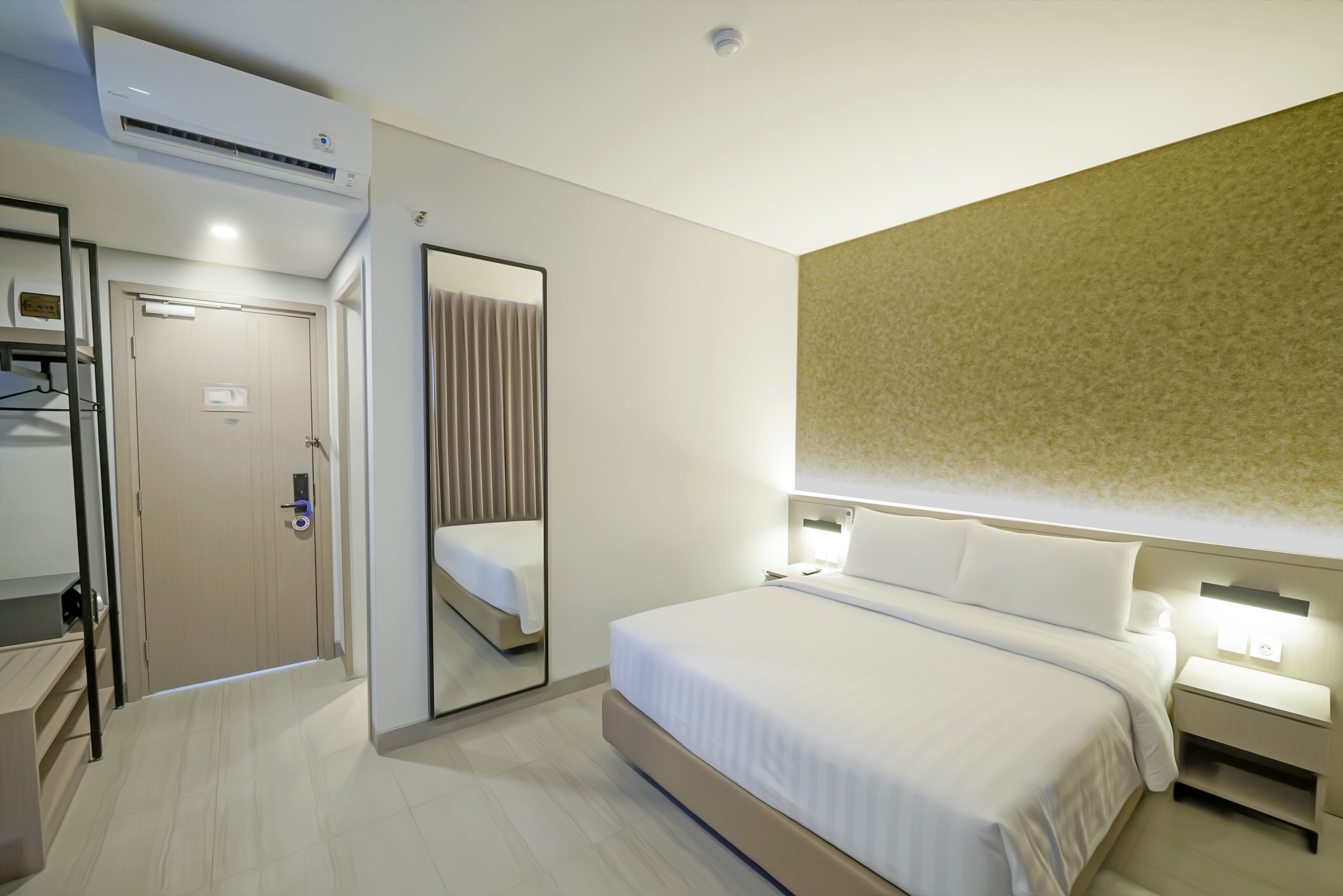 Photo - Front One Boutique Hotel Taman Anggrek