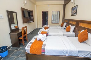 Premium bedding, free WiFi, bed sheets - Hotel Kunja (Pokhara)